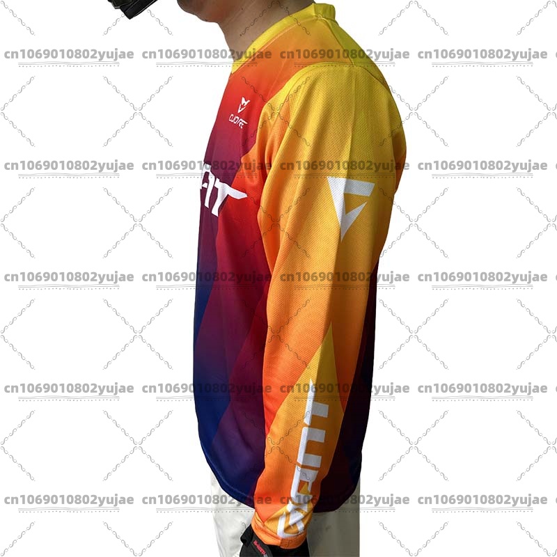 เสื้อเจอร์ซีย์จักรยานเสือภูเขา - Mountain Biking Gear For Men บทวิจารณ์และราคา